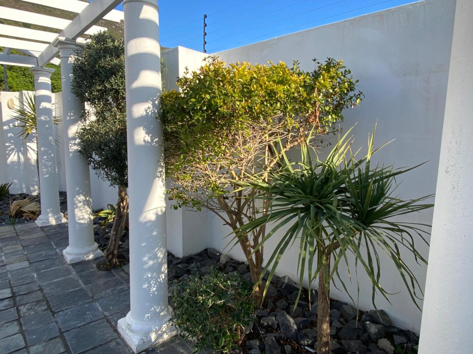 Bed And Breakfast Villa Livadia Cape Town Exterior photo