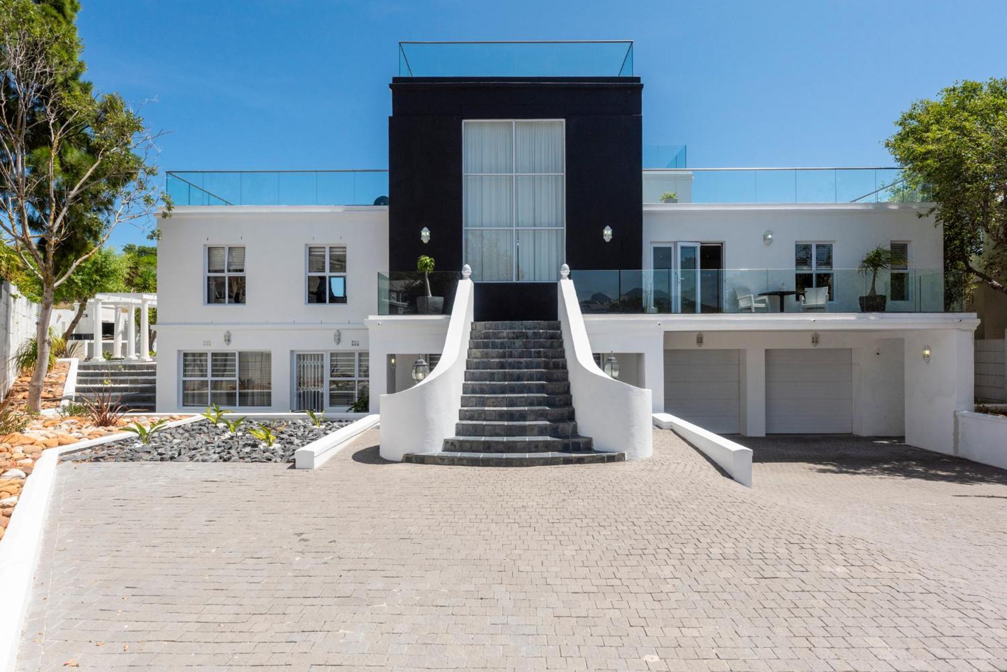 Bed And Breakfast Villa Livadia Cape Town Exterior photo