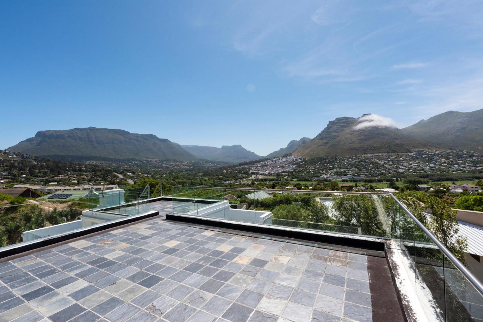 Bed And Breakfast Villa Livadia Cape Town Exterior photo