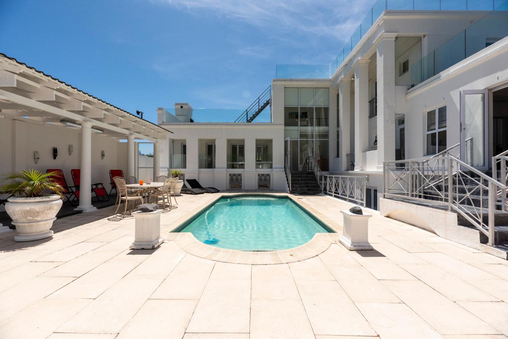 Bed And Breakfast Villa Livadia Cape Town Exterior photo